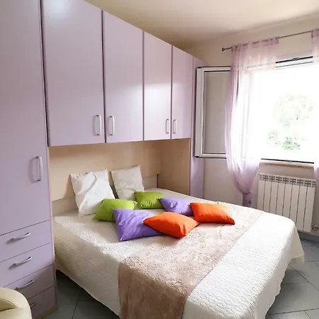 Casa Vacanze Claudia A 6 Posti Apartmán *