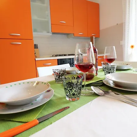 Casa Vacanze Claudia A 6 Posti Apartmán *