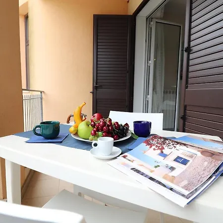 Casa Vacanze Claudia A 6 Posti *